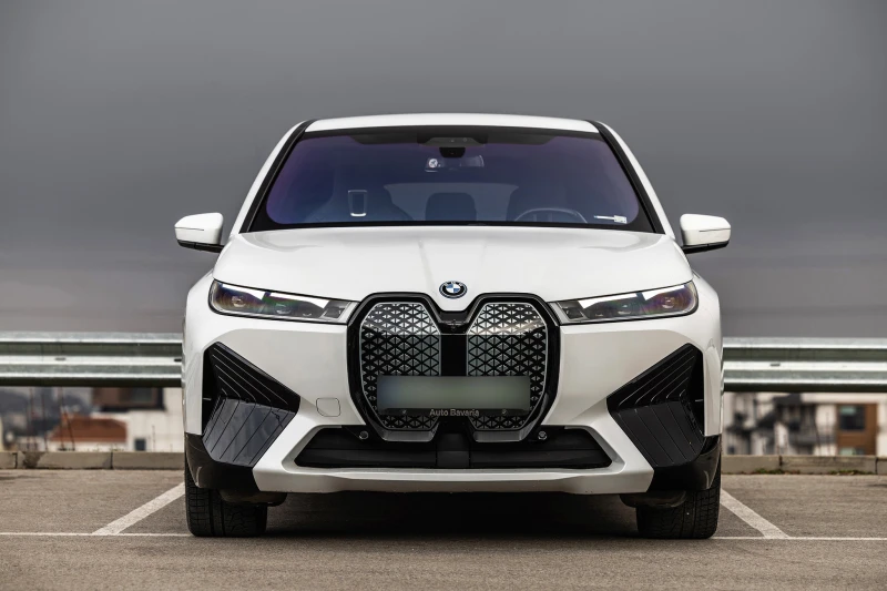 BMW iX M40 / Еропейска!, снимка 2 - Автомобили и джипове - 52726736