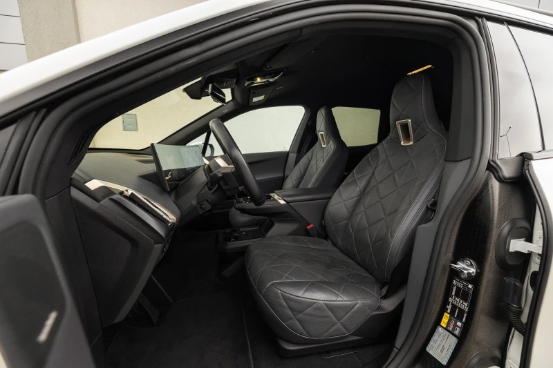 BMW iX M40 / Еропейска!, снимка 9 - Автомобили и джипове - 52726736