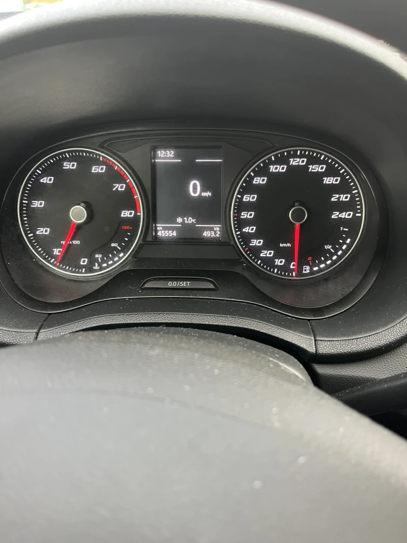 Seat Ibiza 1.0 MPI, снимка 6 - Автомобили и джипове - 52801029