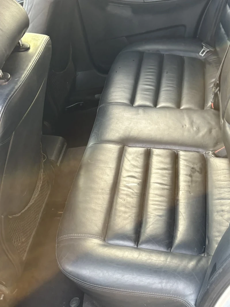 Audi A4 2.8, снимка 6 - Автомобили и джипове - 52834943