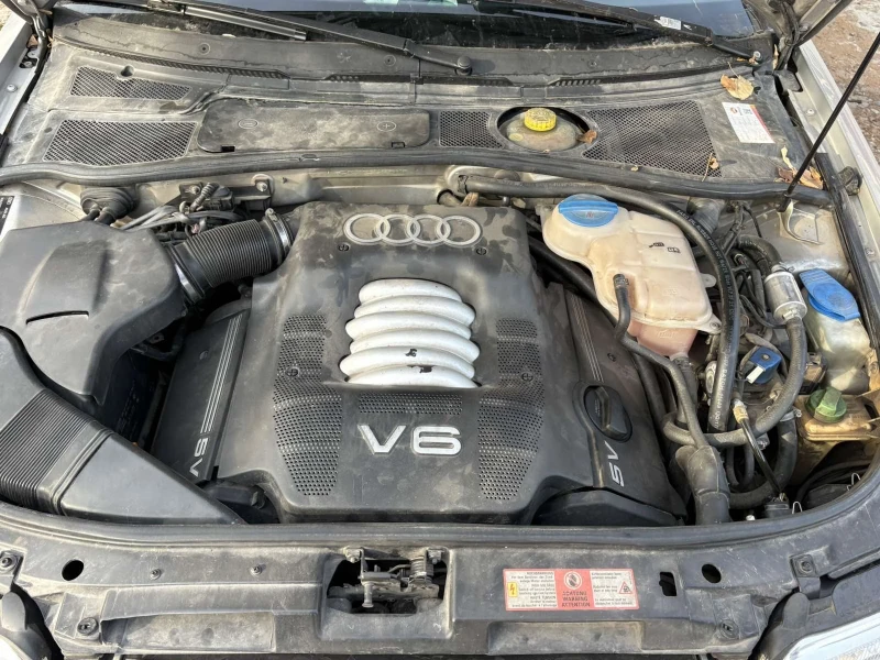 Audi A4 2.8, снимка 2 - Автомобили и джипове - 52834943