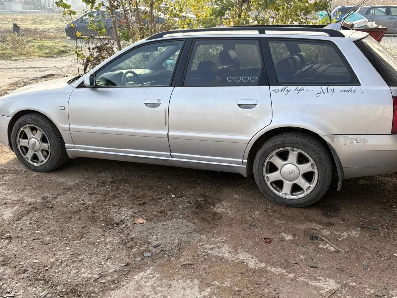 Audi A4 2.8, снимка 10 - Автомобили и джипове - 52834943