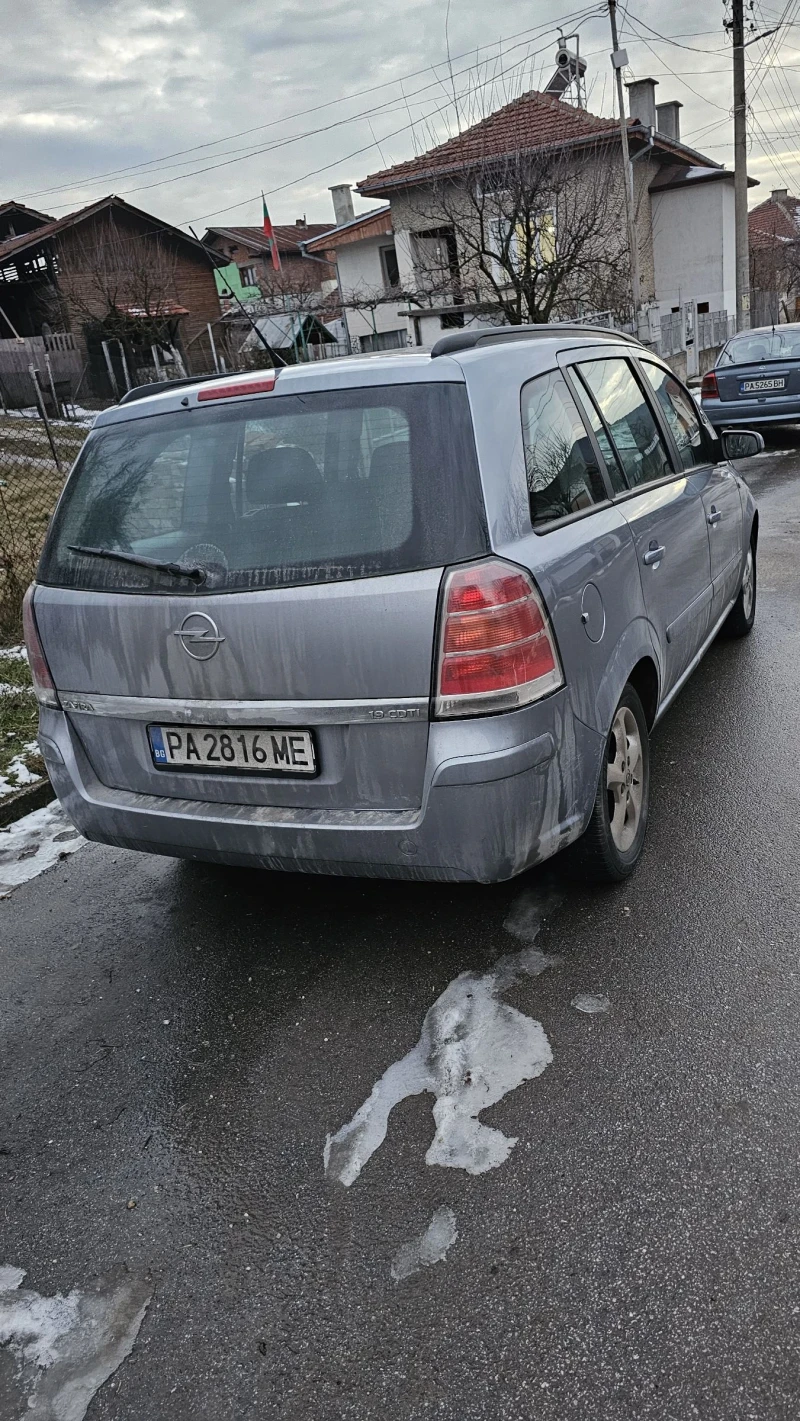 Opel Zafira 1.9d 120 hp, снимка 4 - Автомобили и джипове - 53213657