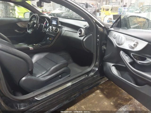 Mercedes-Benz C 300 AMG* KEYLESS* PANO* ПОДГРЕВ* , снимка 10 - Автомобили и джипове - 53813469