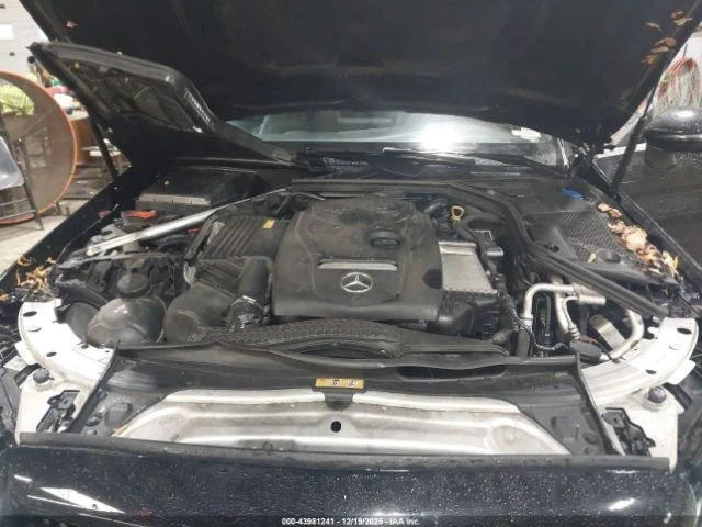 Mercedes-Benz C 300 AMG* KEYLESS* PANO* ПОДГРЕВ* , снимка 14 - Автомобили и джипове - 53813469