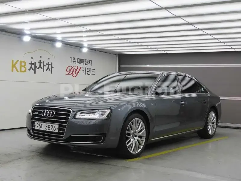 Audi A8 4.2TDI L| FULL| 360| DISTRONIC| TV| ОБДУХВАНЕ