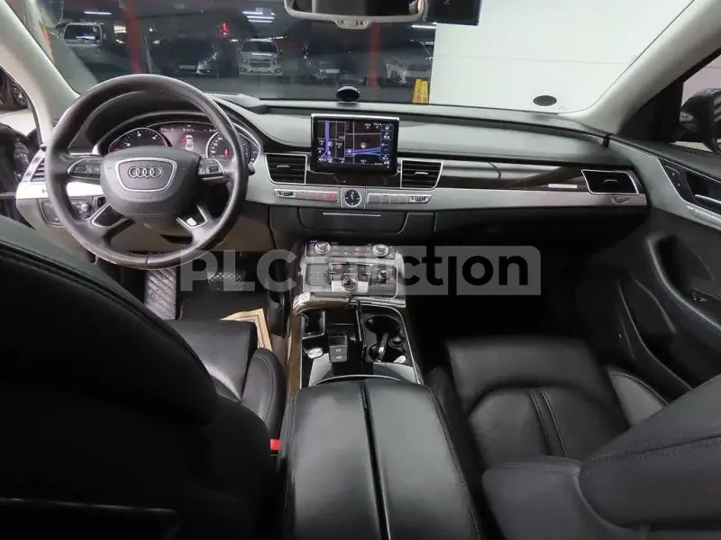 Audi A8 4.2TDI L| FULL| 360| DISTRONIC| TV| ОБДУХВАНЕ, снимка 2 - Автомобили и джипове - 54416915