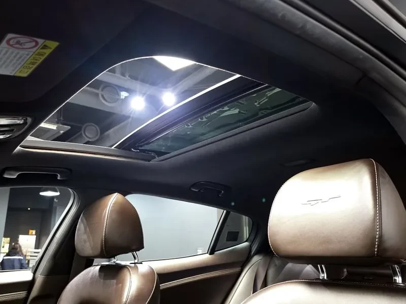 Kia Stinger 3.3 TURBO AWD GT, снимка 17 - Автомобили и джипове - 54940259