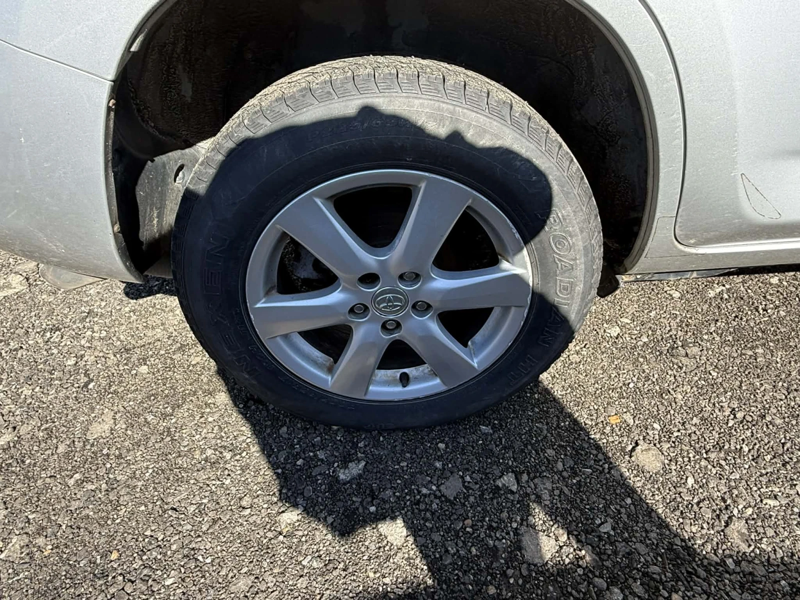 Toyota Rav4 2. 2 D-4D 136 к. с. НА ЧАСТИ, снимка 8 - Автомобили и джипове - 52982439