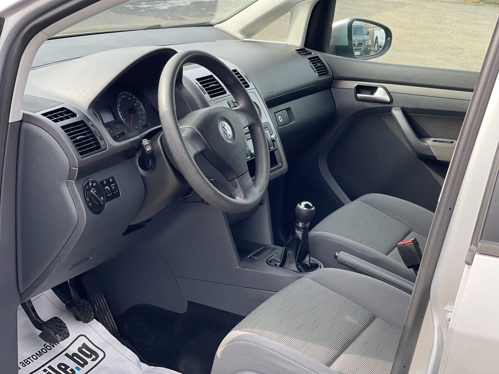 VW Touran 1.9TDi Facelift | Mobile.bg   13