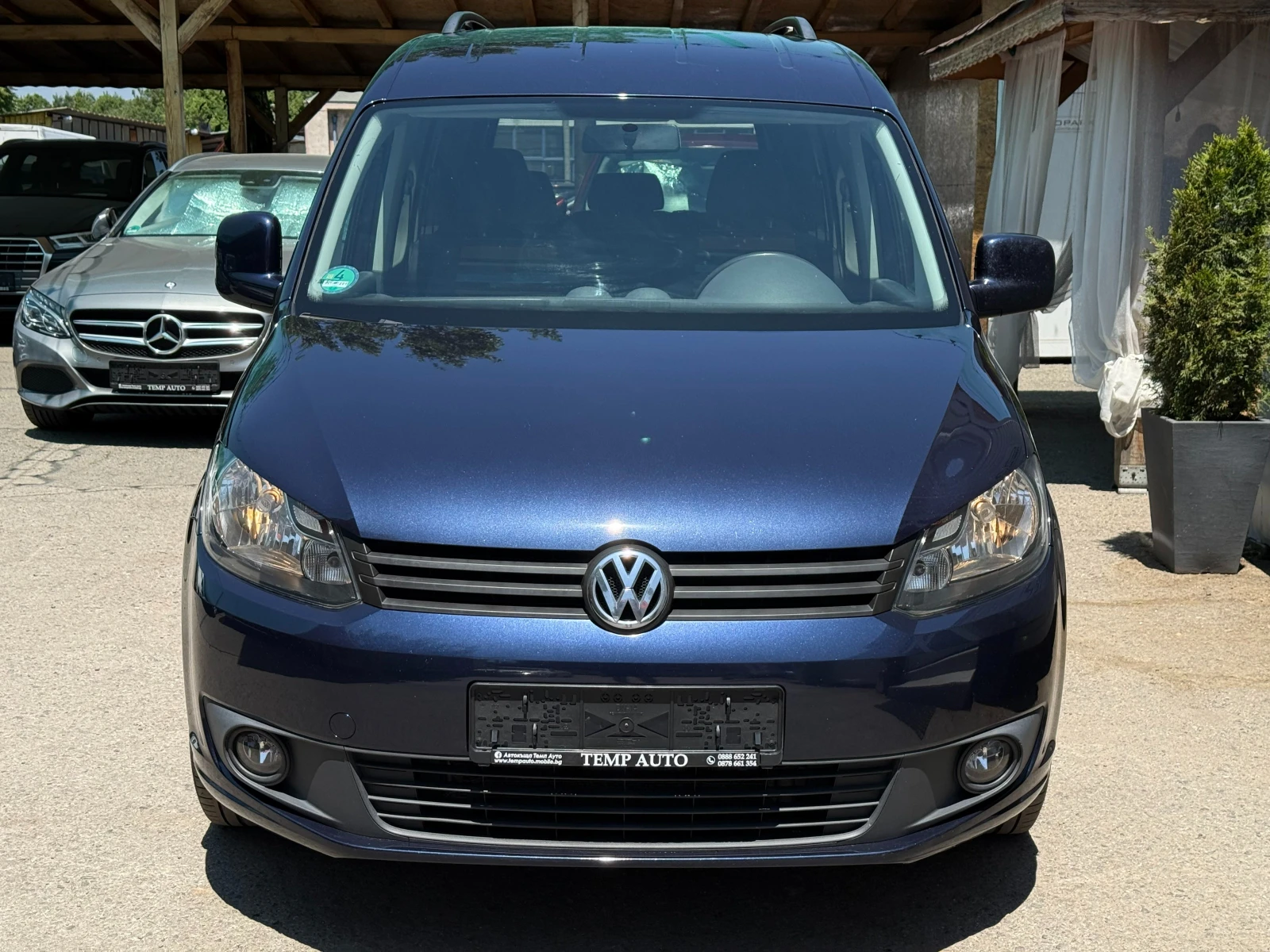 VW Caddy 2.0TDI* 140к.с* 7м* СЕРВИЗНА КНИЖКА С ПЪЛНА ИСТОРИ - изображение 2