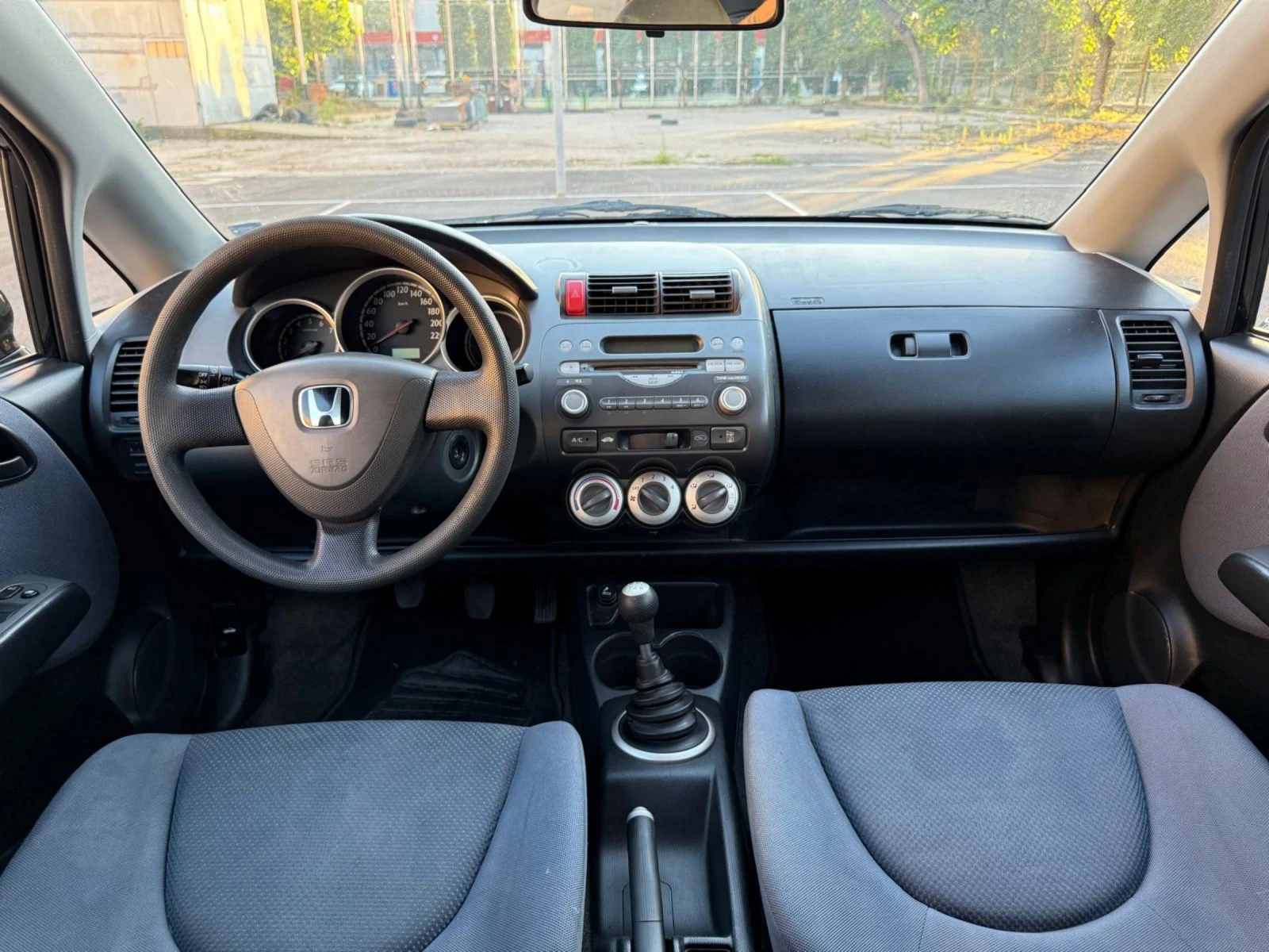 Honda Jazz 1.2/78ps/КЛИМАТИК/ОБСЛУЖЕН/EKO-4/ВСИЧКО ПЛАТЕНО..! - изображение 9