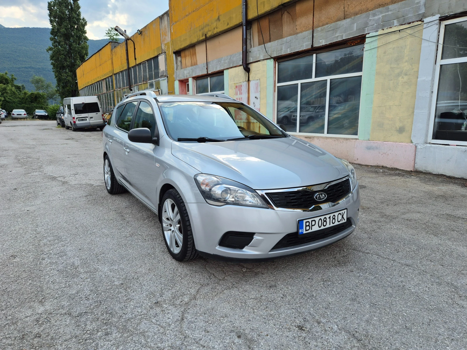 Kia Ceed 1.4I KLIMA ITALY - изображение 2