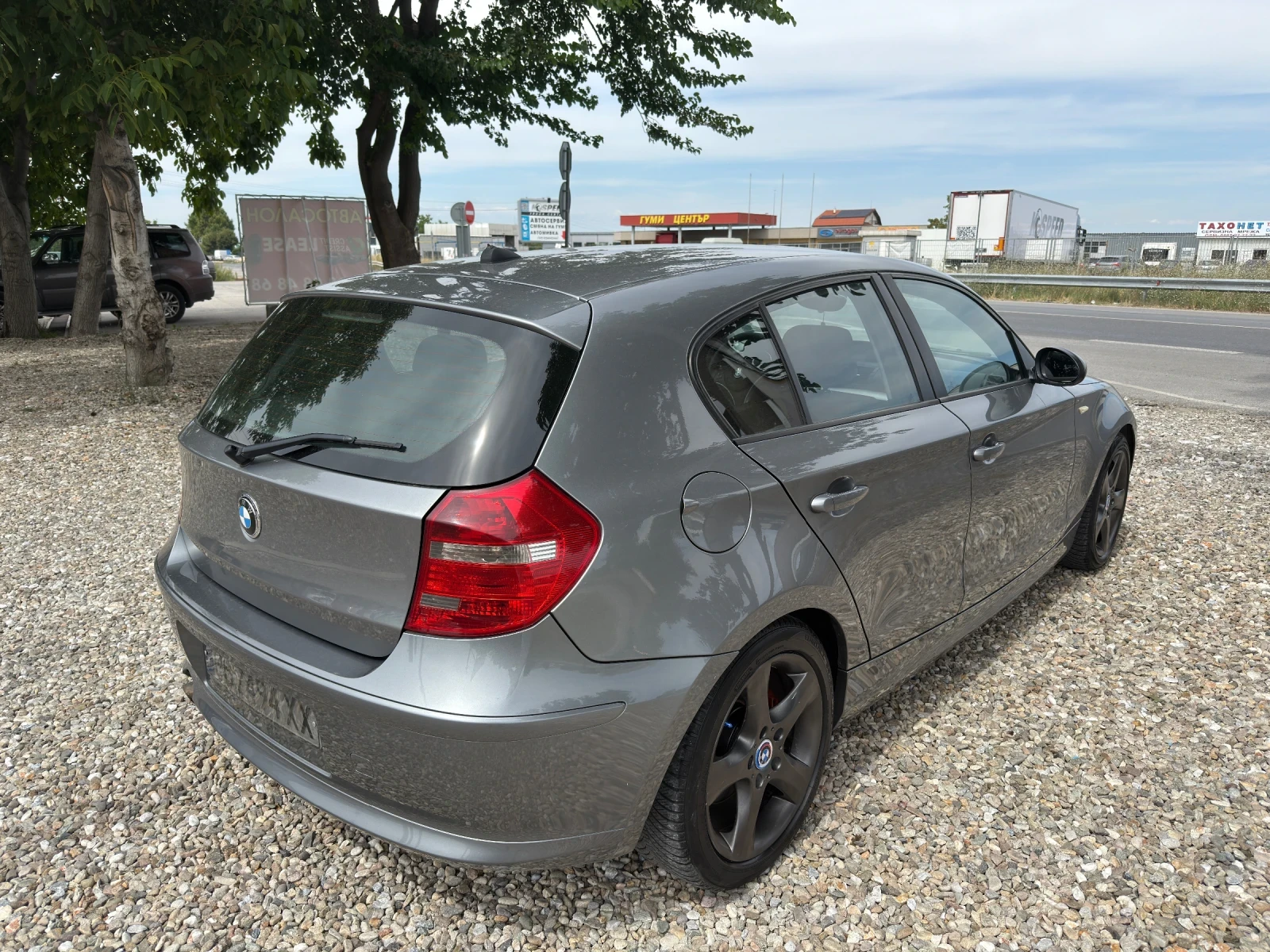 BMW 118 2.0 D NAVI - изображение 6