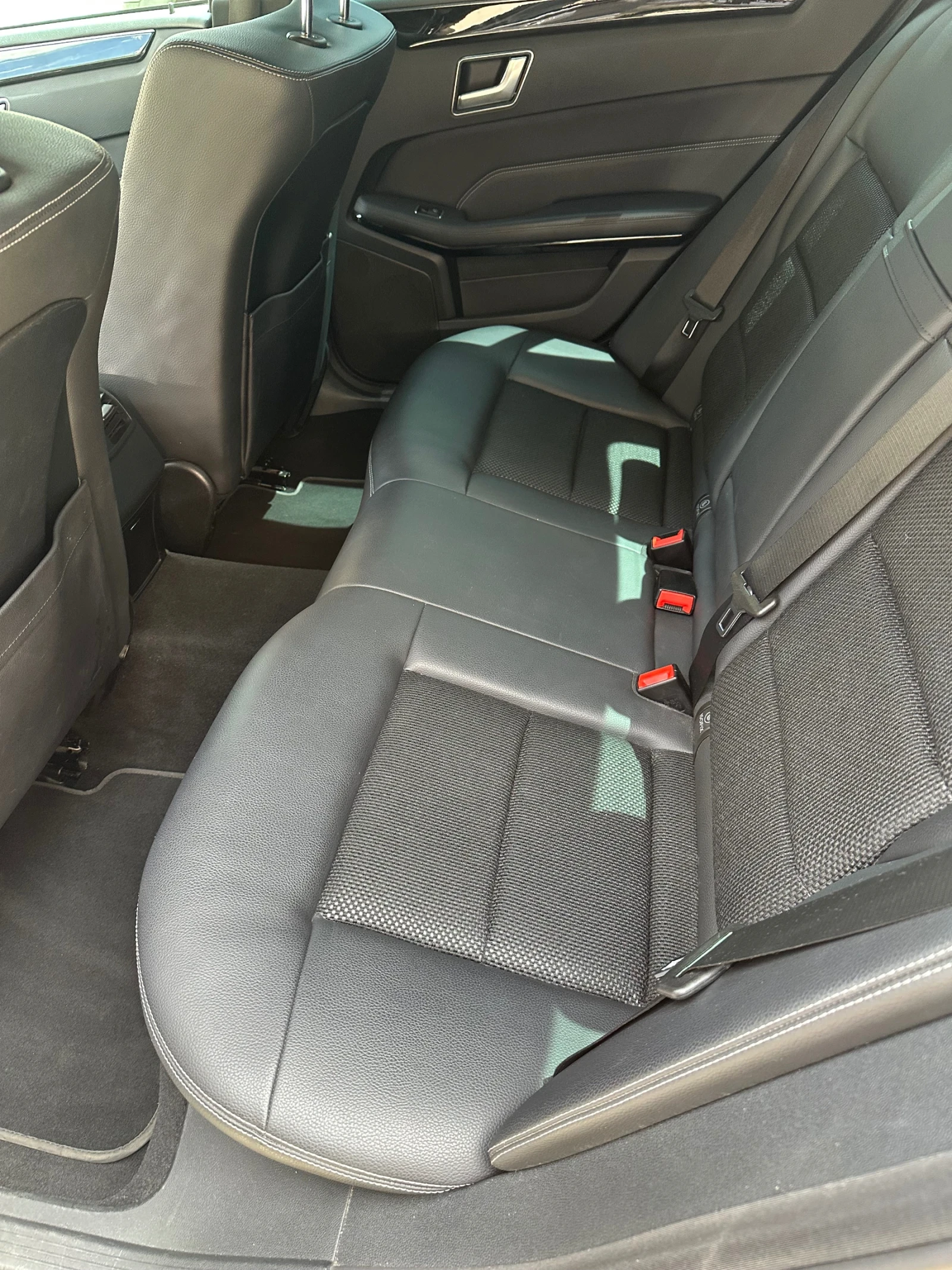 Mercedes-Benz E 350 BLUETEC 4MATIC - изображение 9