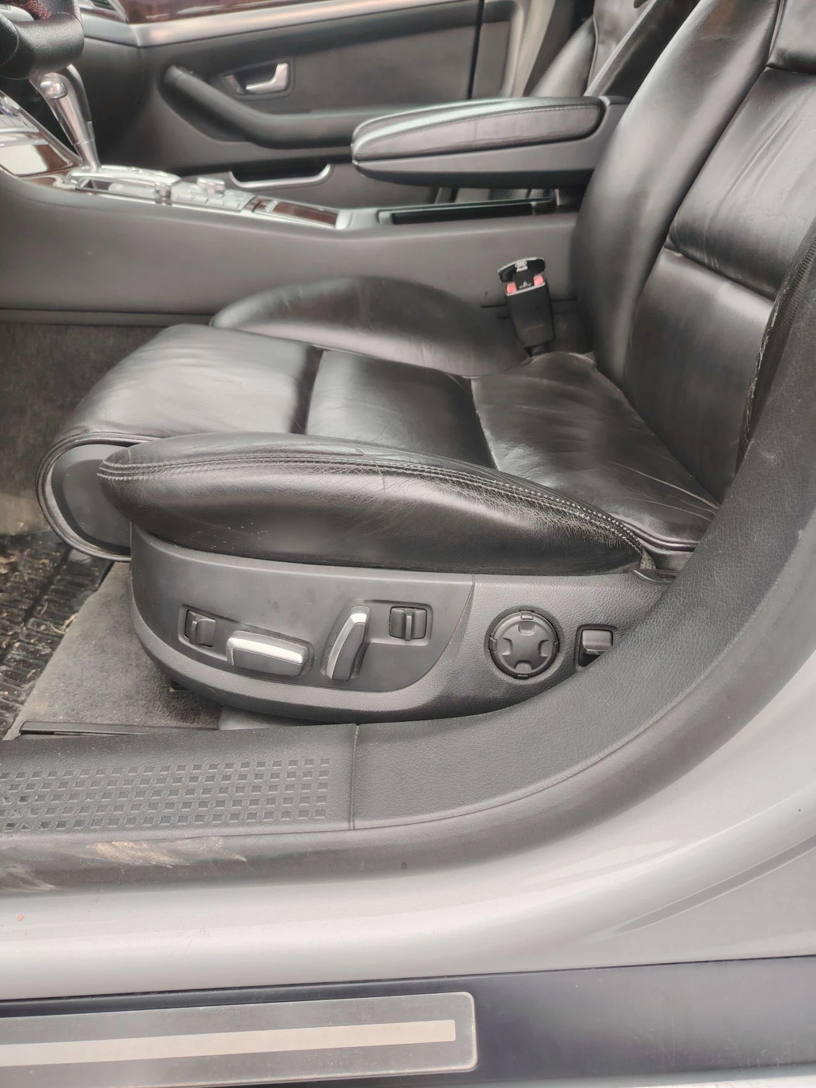 Audi A8 4.2TDI Quattro - изображение 9