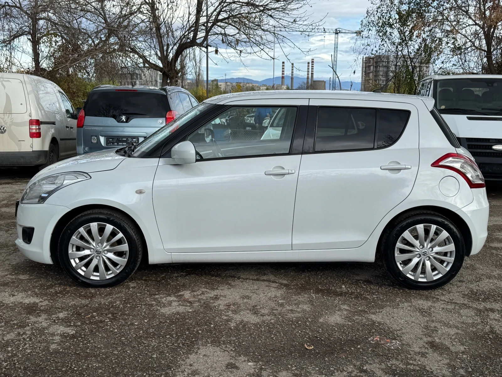 Suzuki Swift   !  ! | Mobile.bg   5