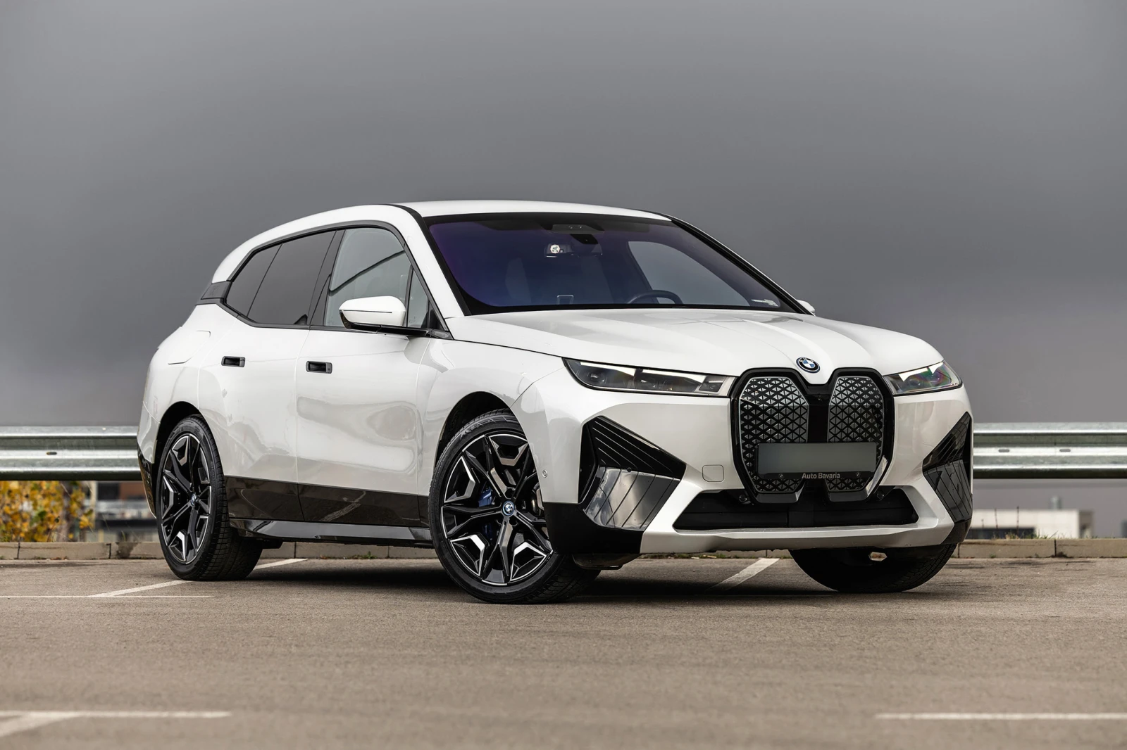 BMW iX M40 / ! | Mobile.bg   8