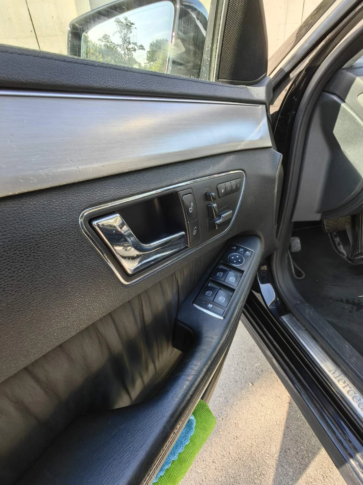 Mercedes-Benz E 350 W212 350cdi, снимка 11 - Автомобили и джипове - 53728570