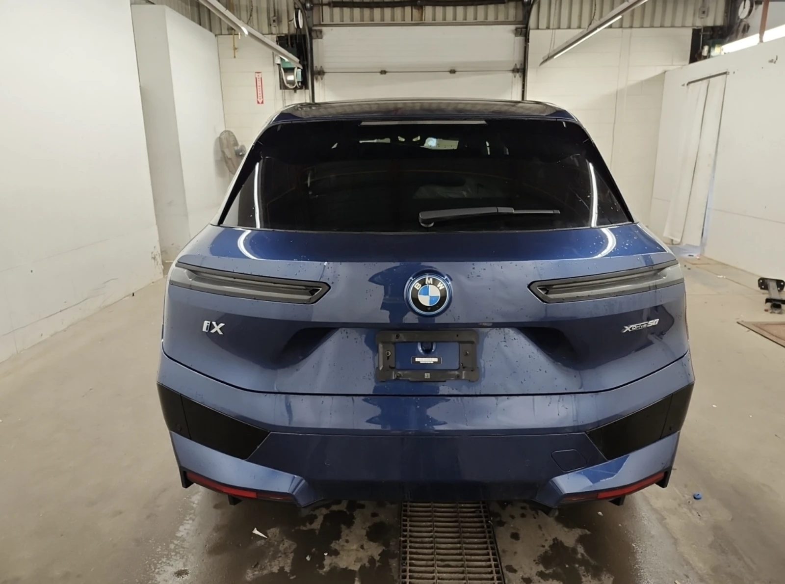 BMW iX 2023 BMW iX XDRIVE50 - изображение 5