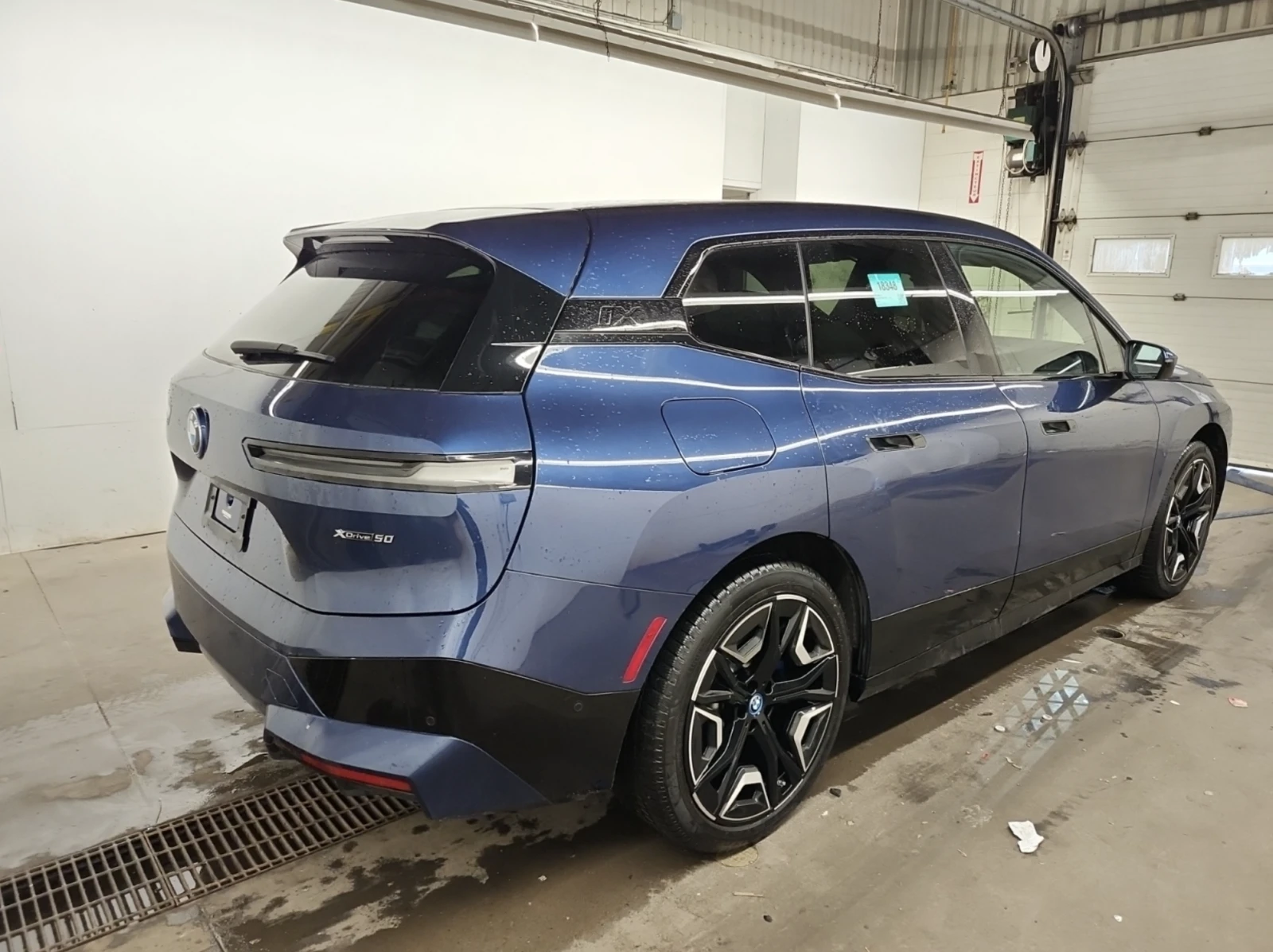 BMW iX 2023 BMW iX XDRIVE50 - изображение 4