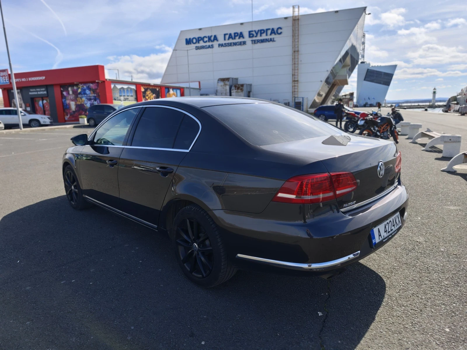 VW Passat 2.0 TDI Highline, снимка 4 - Автомобили и джипове - 53659922