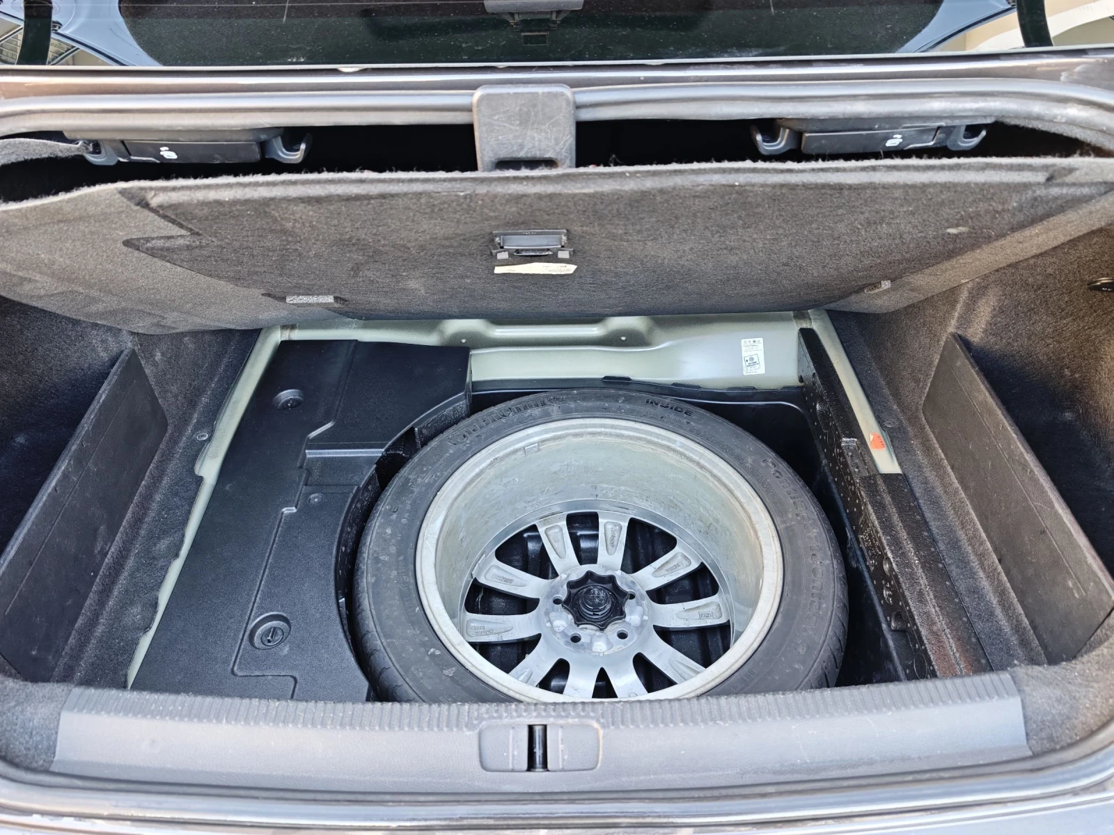 VW Passat 2.0 TDI Highline, снимка 10 - Автомобили и джипове - 53659922