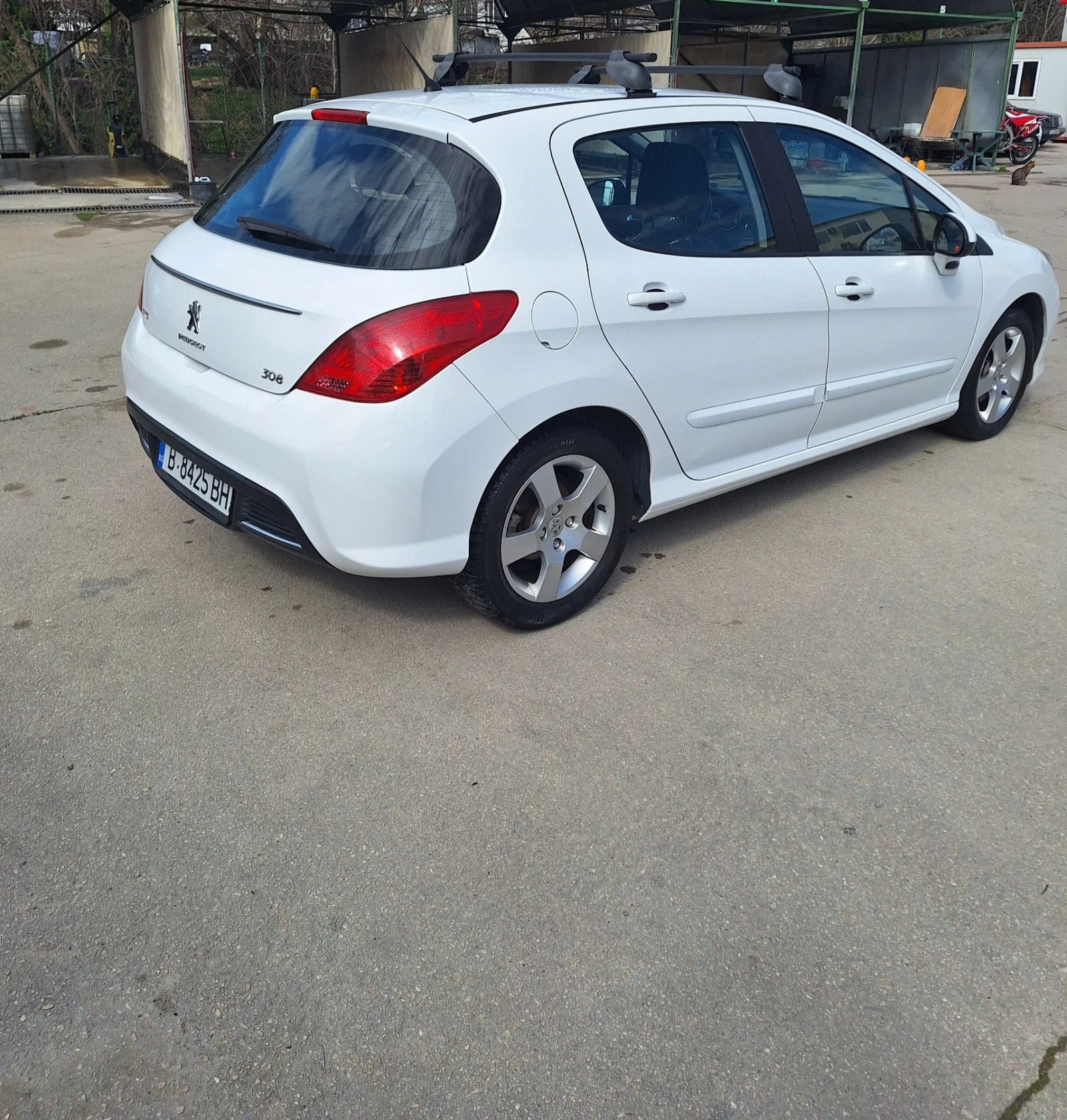 Peugeot 308 1.6 HDI, снимка 3 - Автомобили и джипове - 54121776