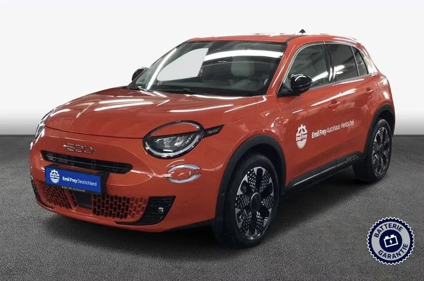 Fiat 600 e La Prima DISTR 360* Winter Pack Keyless Blind-Sp