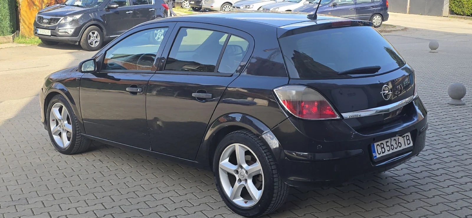 Opel Astra 1.7 CDTI Isuzo, снимка 3 - Автомобили и джипове - 54240075