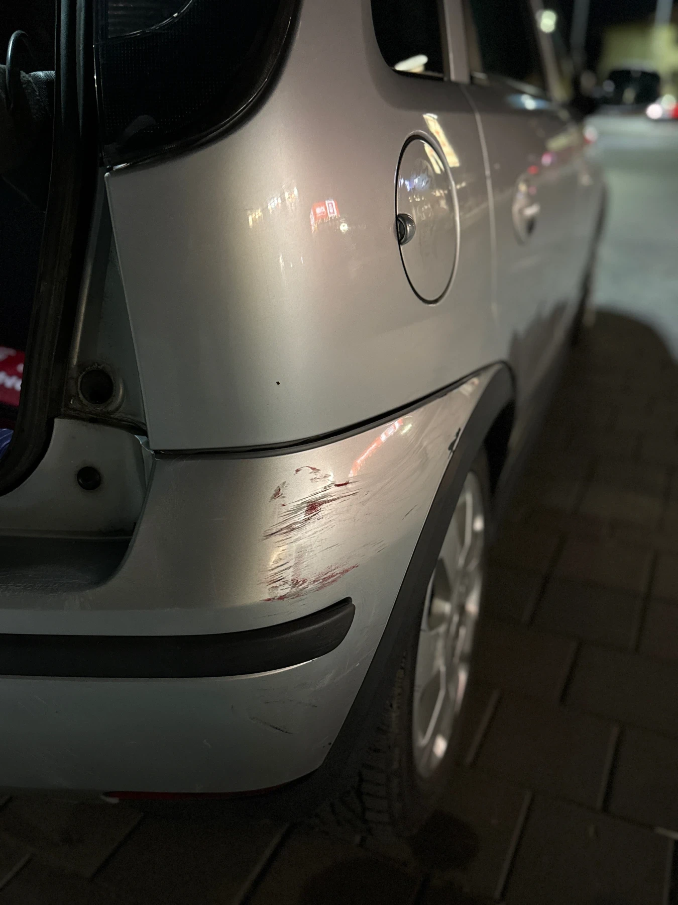 Opel Corsa C 1.2 LPG, снимка 8 - Автомобили и джипове - 54336067