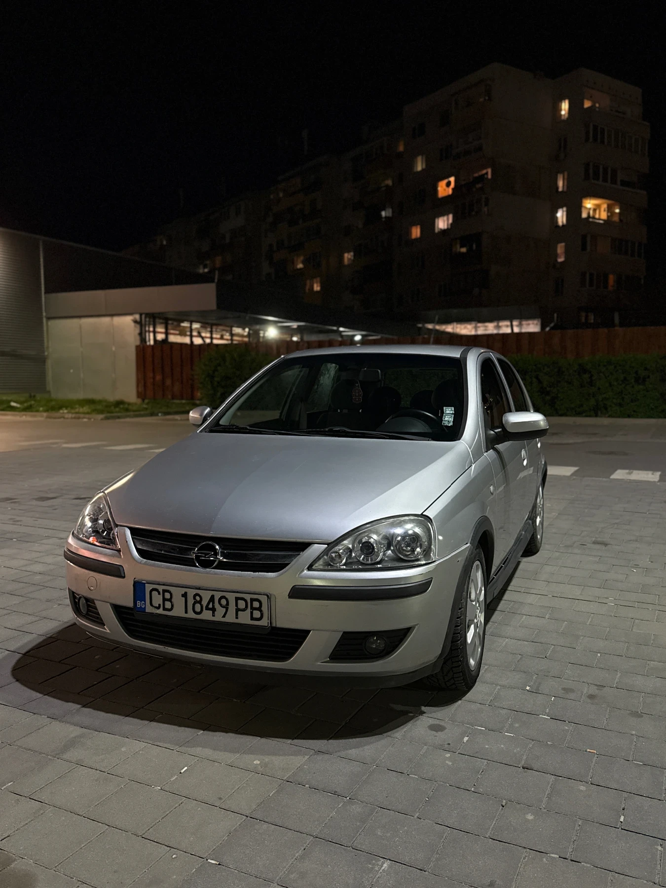 Opel Corsa C 1.2 LPG, снимка 2 - Автомобили и джипове - 54336067