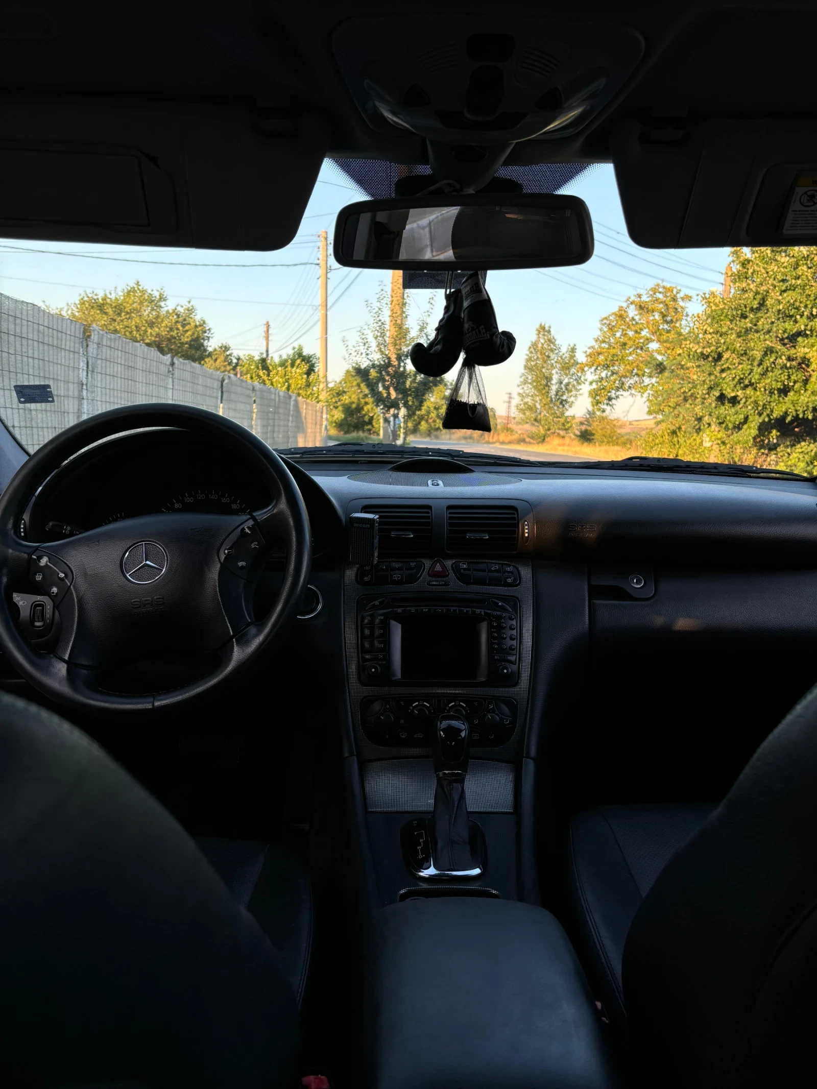Mercedes-Benz C 240, снимка 6 - Автомобили и джипове - 54397131