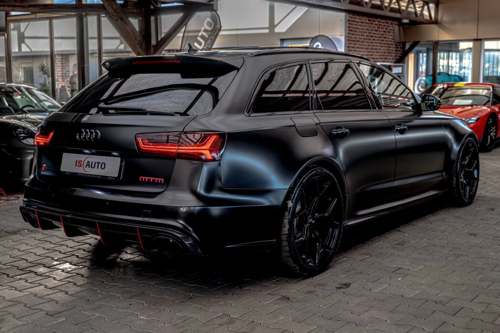 Audi Rs6 4.0TFSI/MTM/Carbon packet/Pano/Bose/Distronic/HuD, снимка 6 - Автомобили и джипове - 54432500
