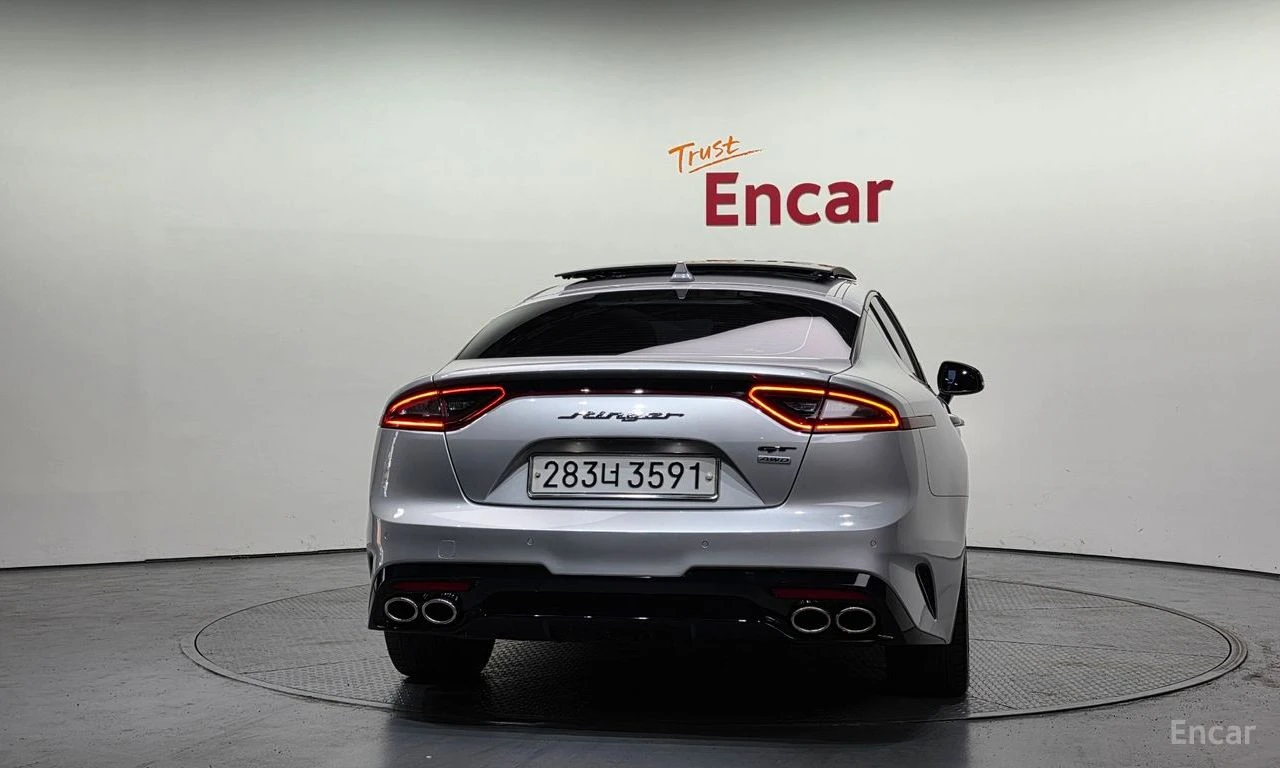 Kia Stinger 3.3 GT AWD* DISTRONIC* HARMAN KARDON* 360* HEAD-UP, снимка 4 - Автомобили и джипове - 55244705