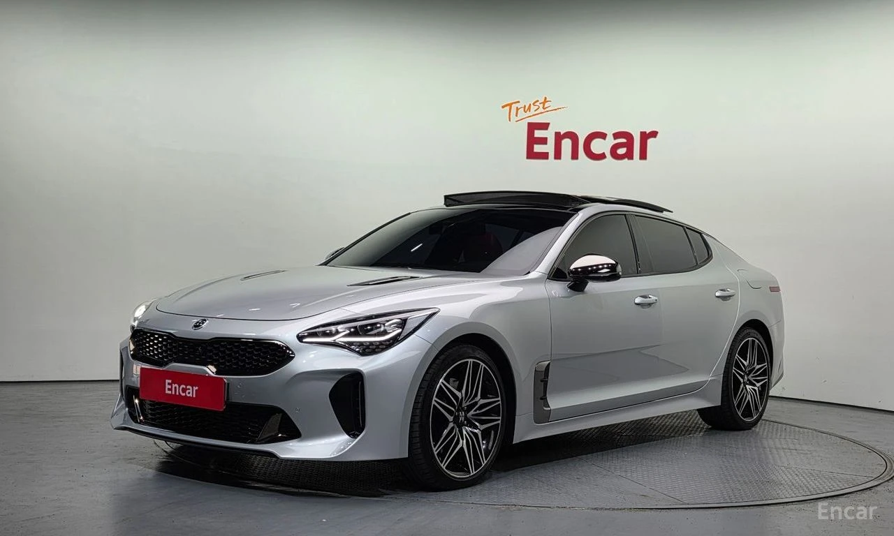 Kia Stinger 3.3 GT AWD* DISTRONIC* HARMAN KARDON* 360* HEAD-UP