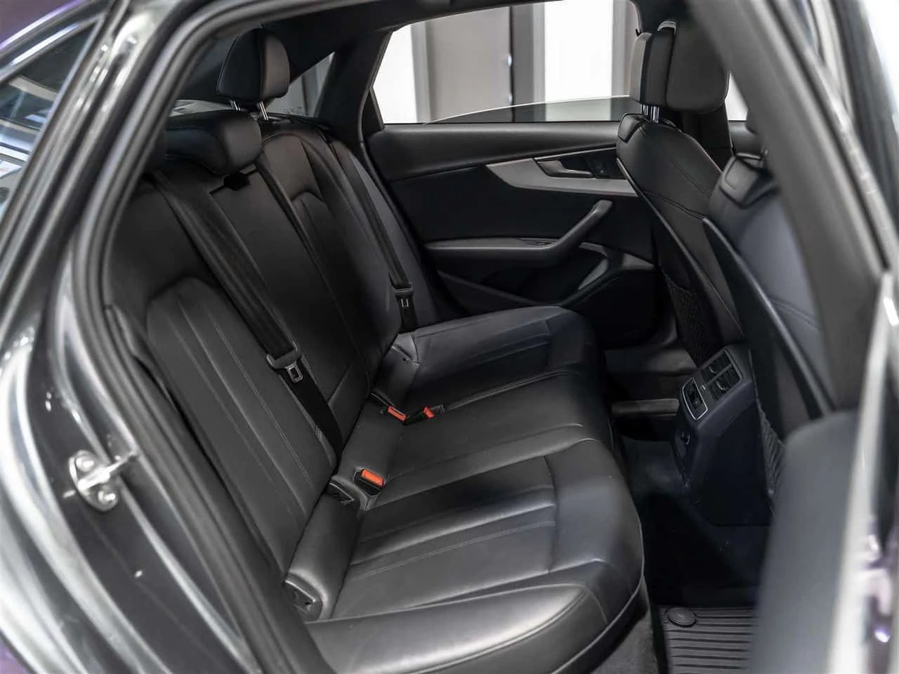 Audi A4 PROGRESSIV QUATTRO * ОБДУХВАНЕ * АВТОКРЕДИТ, снимка 12 - Автомобили и джипове - 55352707