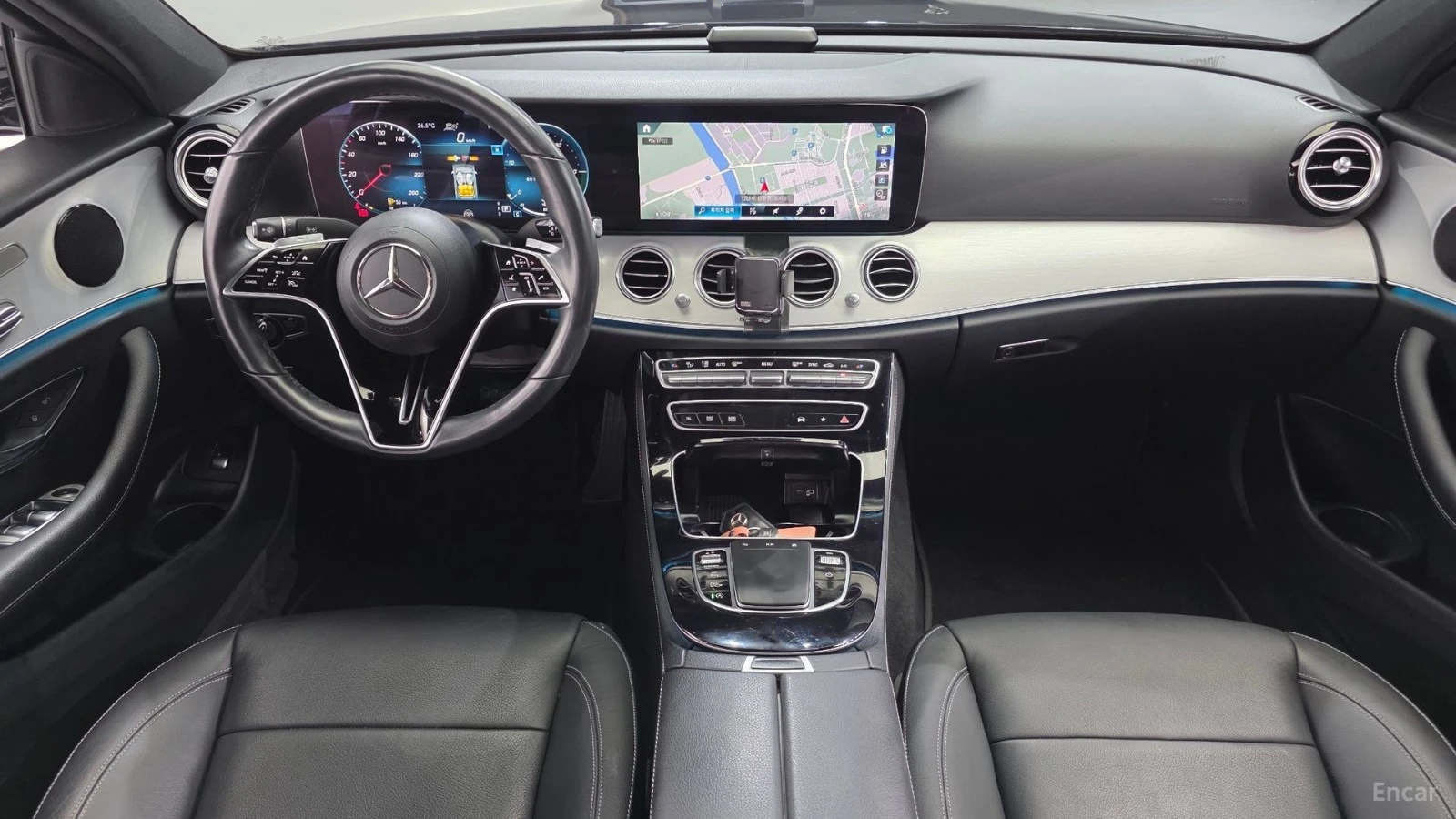 Mercedes-Benz E 250 ПАМЕТ* ПОДГРЕВ* ДИСТРОНИК* КАМЕРА, снимка 7 - Автомобили и джипове - 55566263