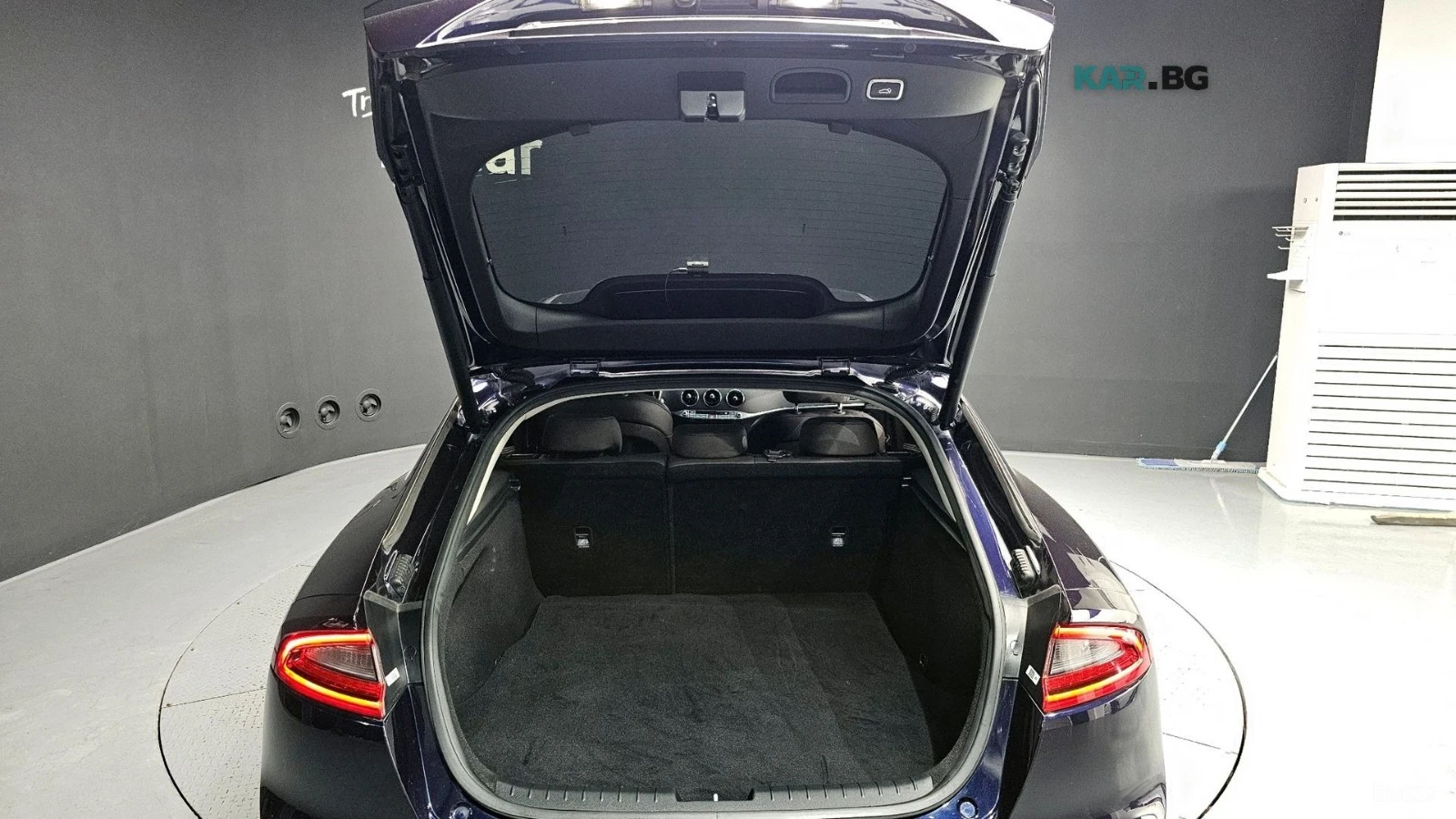 Kia Stinger 2.0-TURBO/PLATINUM/DRIVE-ASSISTS, снимка 15 - Автомобили и джипове - 55751361