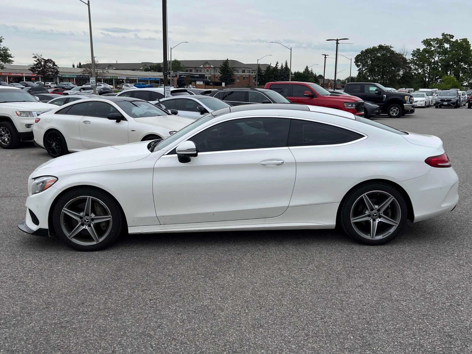 Mercedes-Benz C 300 Amg-pack* Pano* 360* Lane assist* Подгрев* 2ключа, снимка 3 - Автомобили и джипове - 55973414
