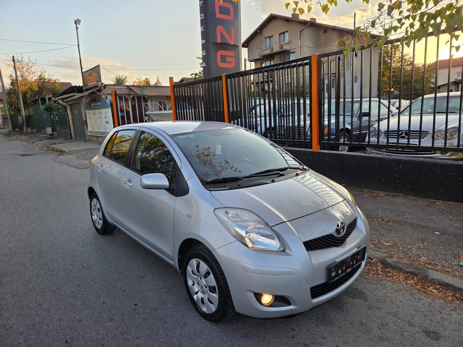 Toyota Yaris 1, 000 EURO5B  | Mobile.bg � ����������� 2