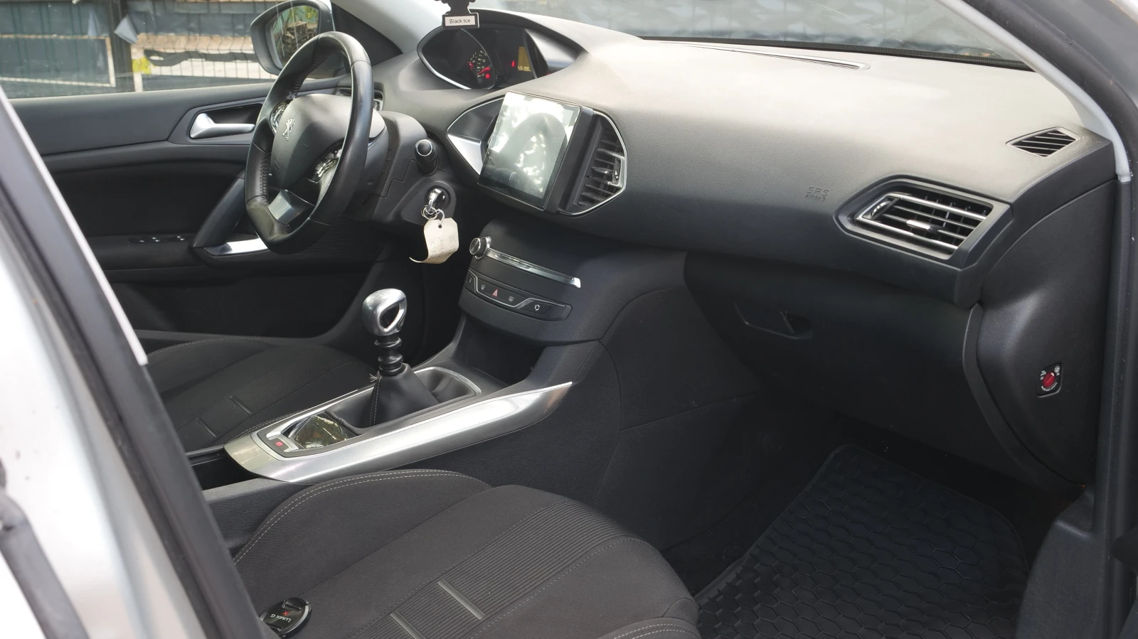 Peugeot 308 1.6 THP/CarPlay | Mobile.bg � ����������� 7