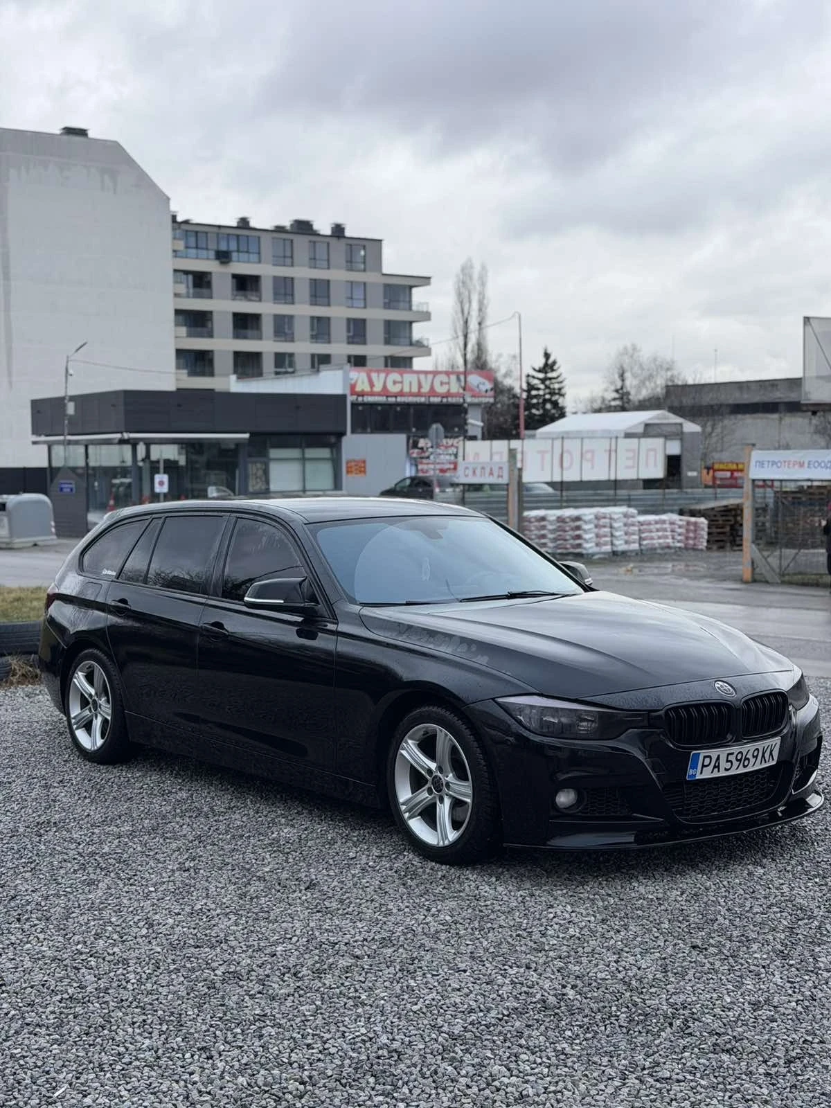 BMW 320  F31, снимка 2 - Автомобили и джипове - 56477730
