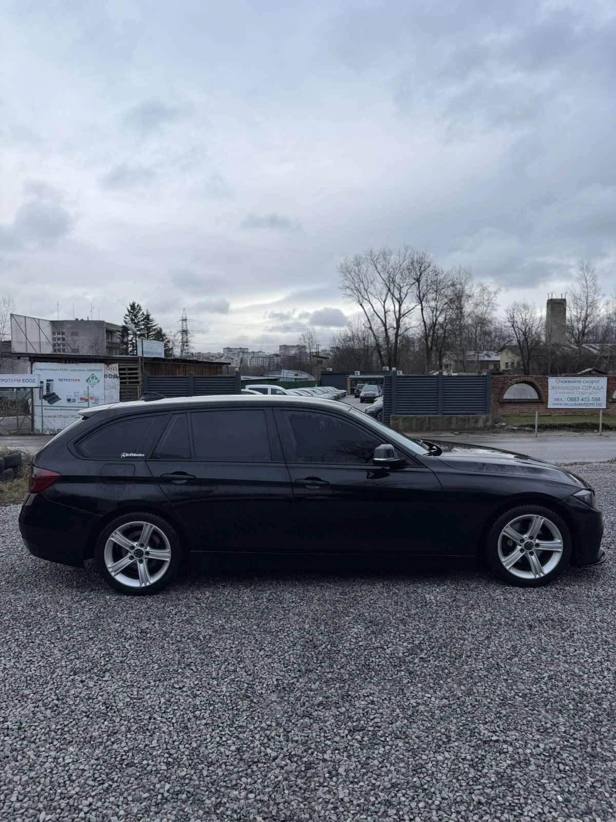 BMW 320  F31, снимка 3 - Автомобили и джипове - 56477730