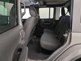 Jeep Wrangler * SAHARA * CARFAX * БЕЗ ПЪРВОНАЧАЛНА ВНОСКА, снимка 12