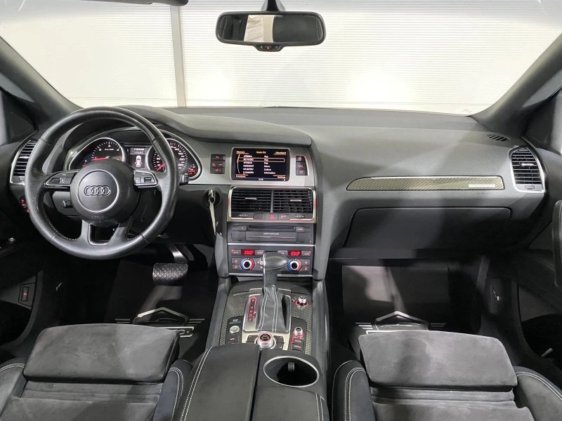 Audi Q7 3.0 TDI S-LINE * Panorama* , снимка 8 - Автомобили и джипове - 44476671