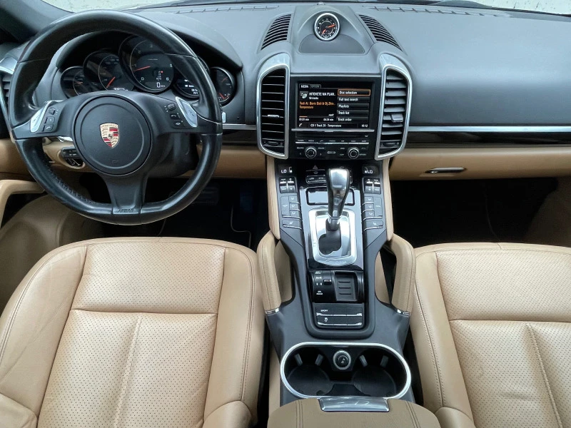 Porsche Cayenne Platinum Edition, снимка 7 - Автомобили и джипове - 46336444