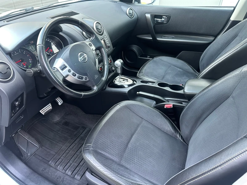 Nissan Qashqai 2.0бензин 140кс АВТОМАТ  ПАНОРАМА 360", снимка 13 - Автомобили и джипове - 53140312