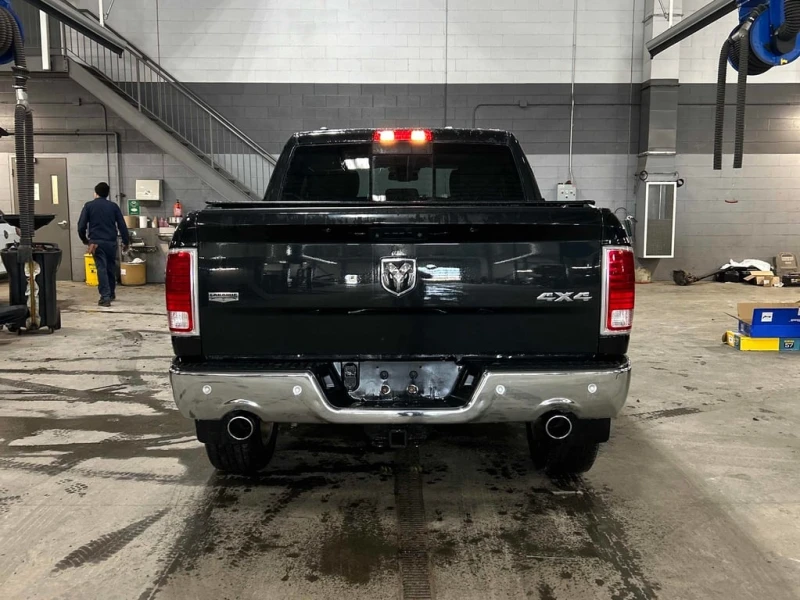 Dodge RAM 1500 * Laramie * CARFAX * БЕЗ ПЪРВОНАЧАЛНА ВНОСКА, снимка 4 - Автомобили и джипове - 53172849