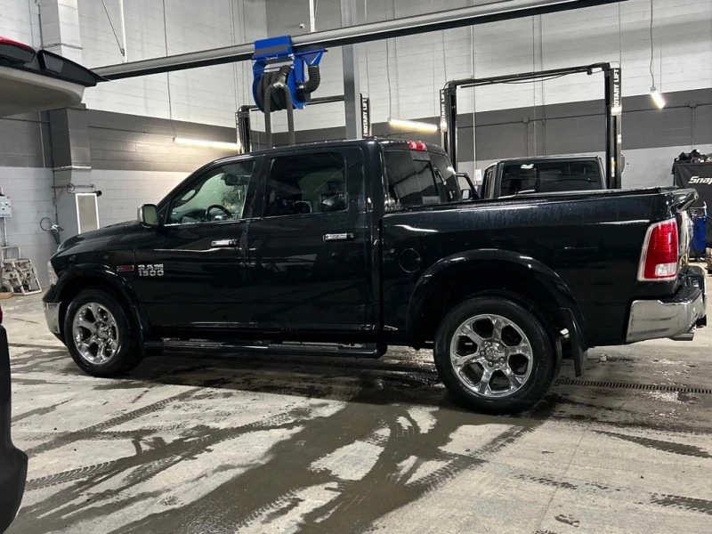 Dodge RAM 1500 * Laramie * CARFAX * БЕЗ ПЪРВОНАЧАЛНА ВНОСКА, снимка 2 - Автомобили и джипове - 53172849